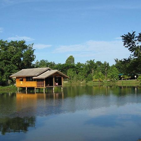 Isaan Perazim Park Hotell Roi Et Eksteriør bilde