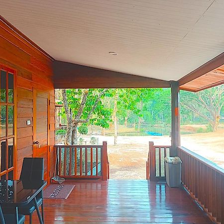 Isaan Perazim Park Hotell Roi Et Eksteriør bilde