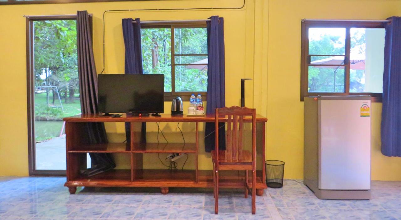 Isaan Perazim Park Hotell Roi Et Eksteriør bilde