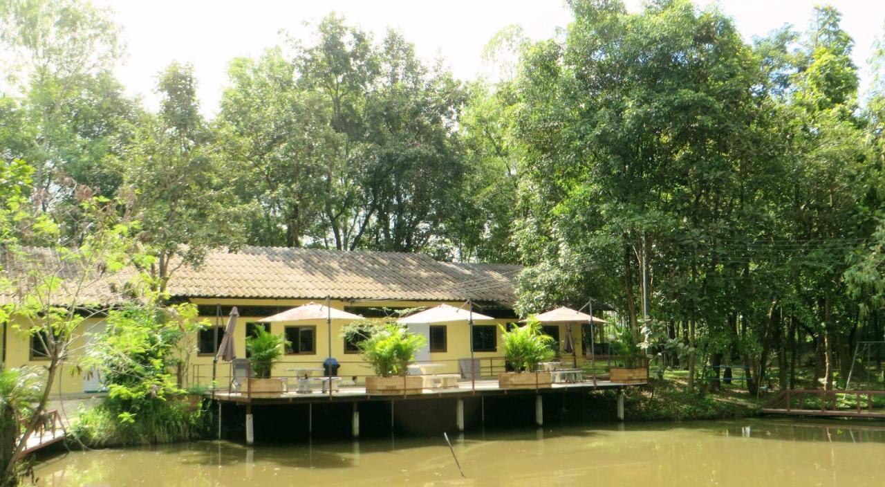 Isaan Perazim Park Hotell Roi Et Eksteriør bilde