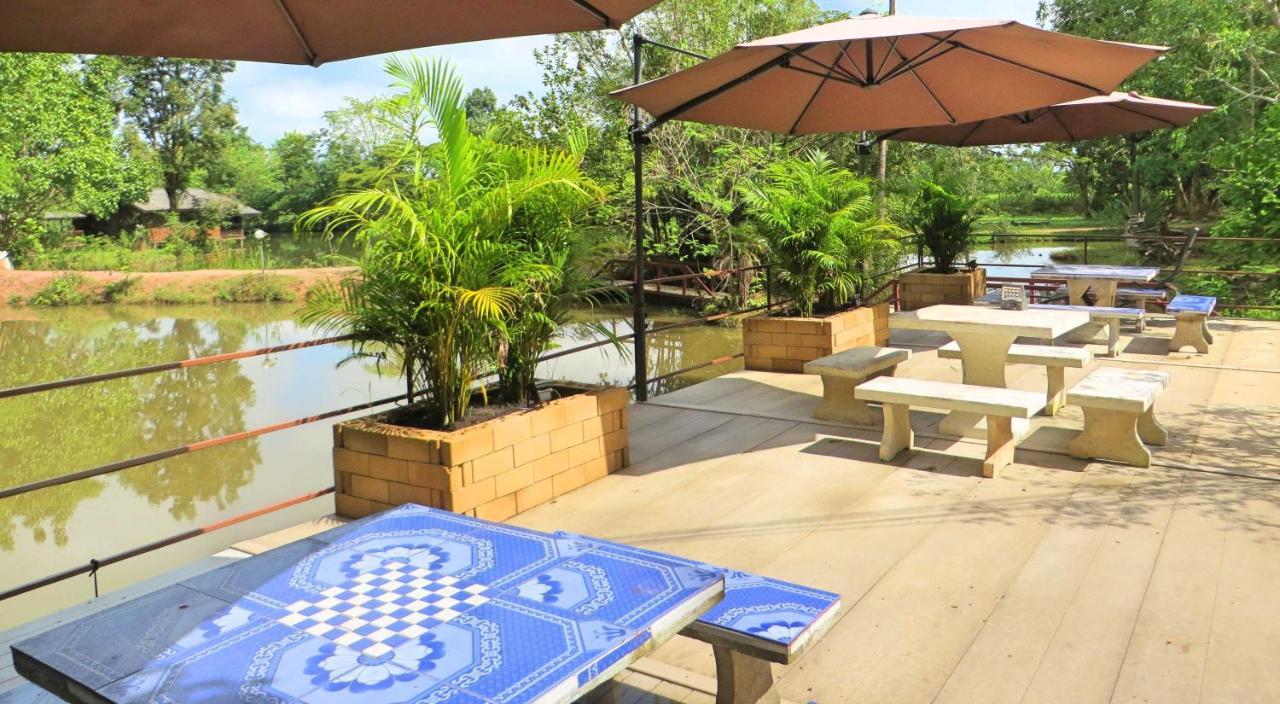 Isaan Perazim Park Hotell Roi Et Eksteriør bilde
