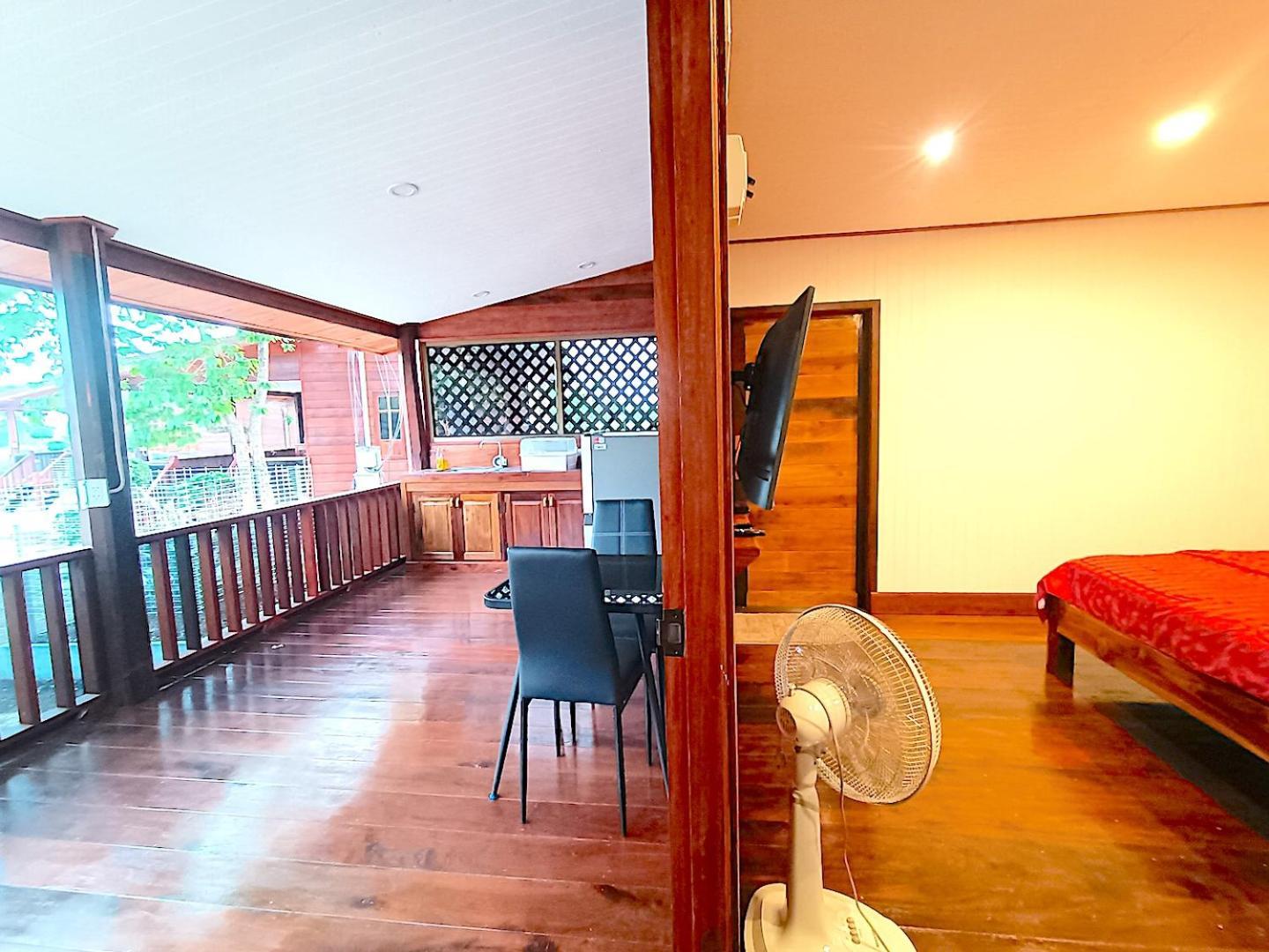 Isaan Perazim Park Hotell Roi Et Eksteriør bilde